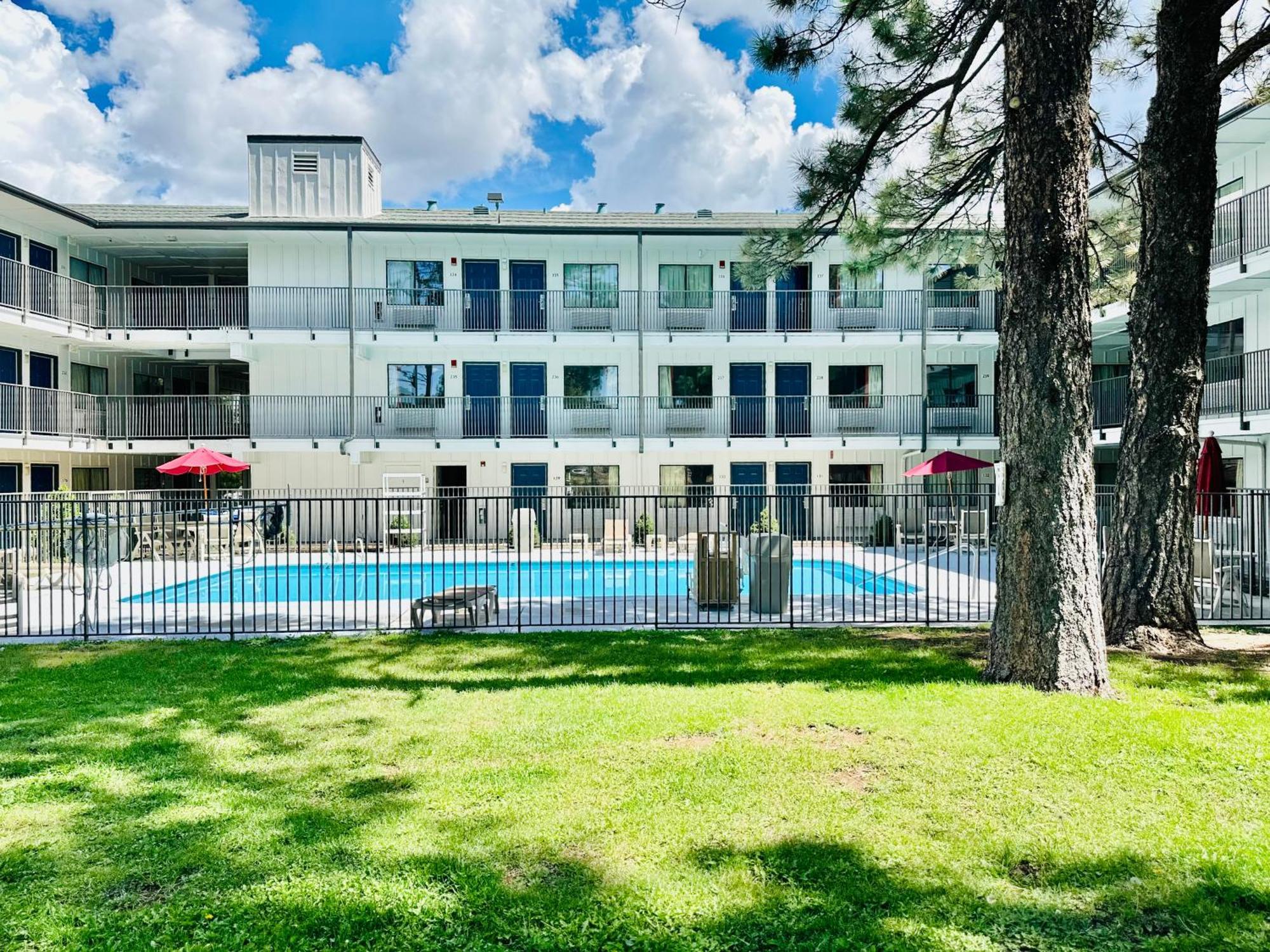 Motel 6-Flagstaff, Az - West - Woodland Village Bagian luar foto