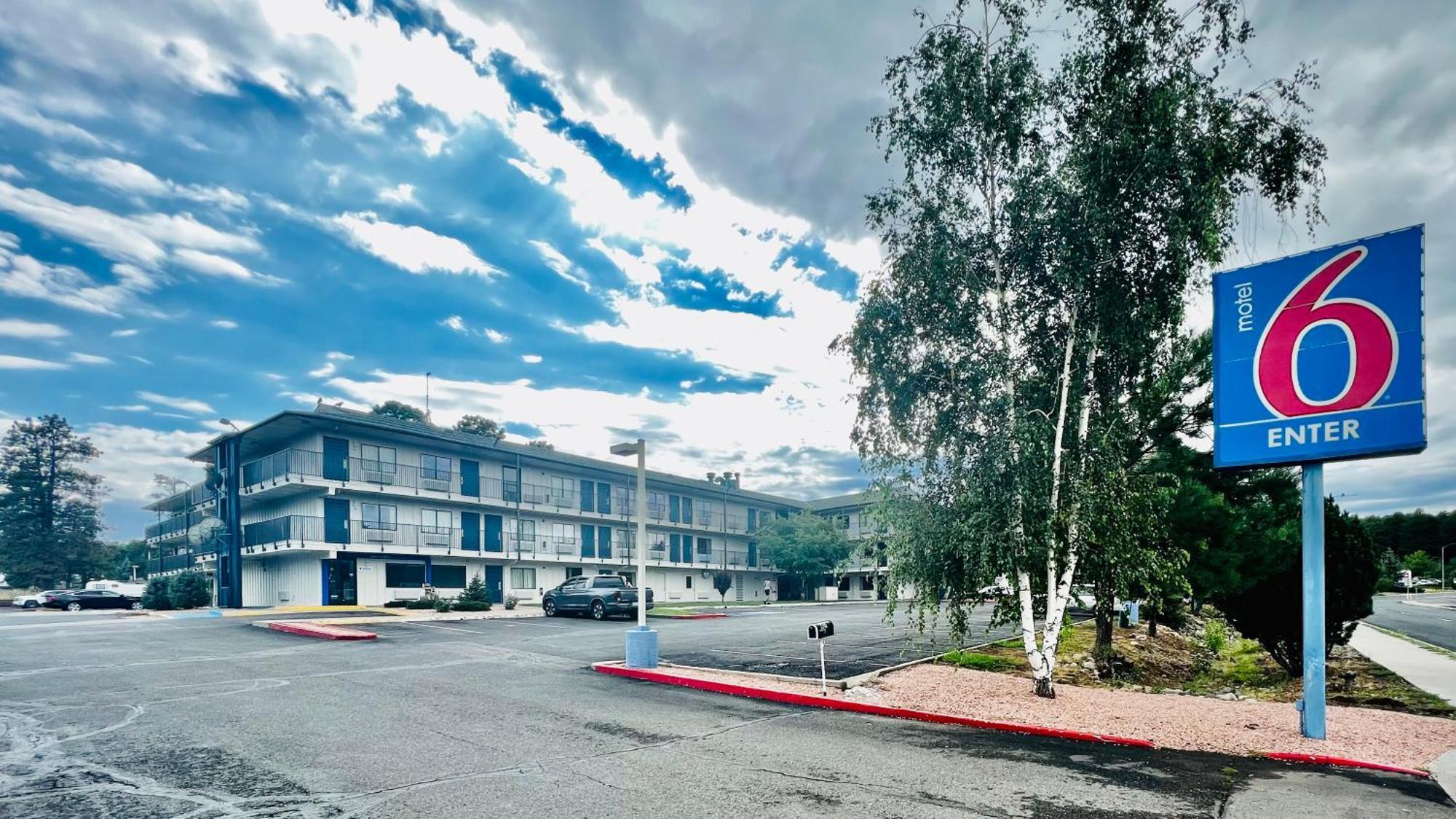 Motel 6-Flagstaff, Az - West - Woodland Village Bagian luar foto