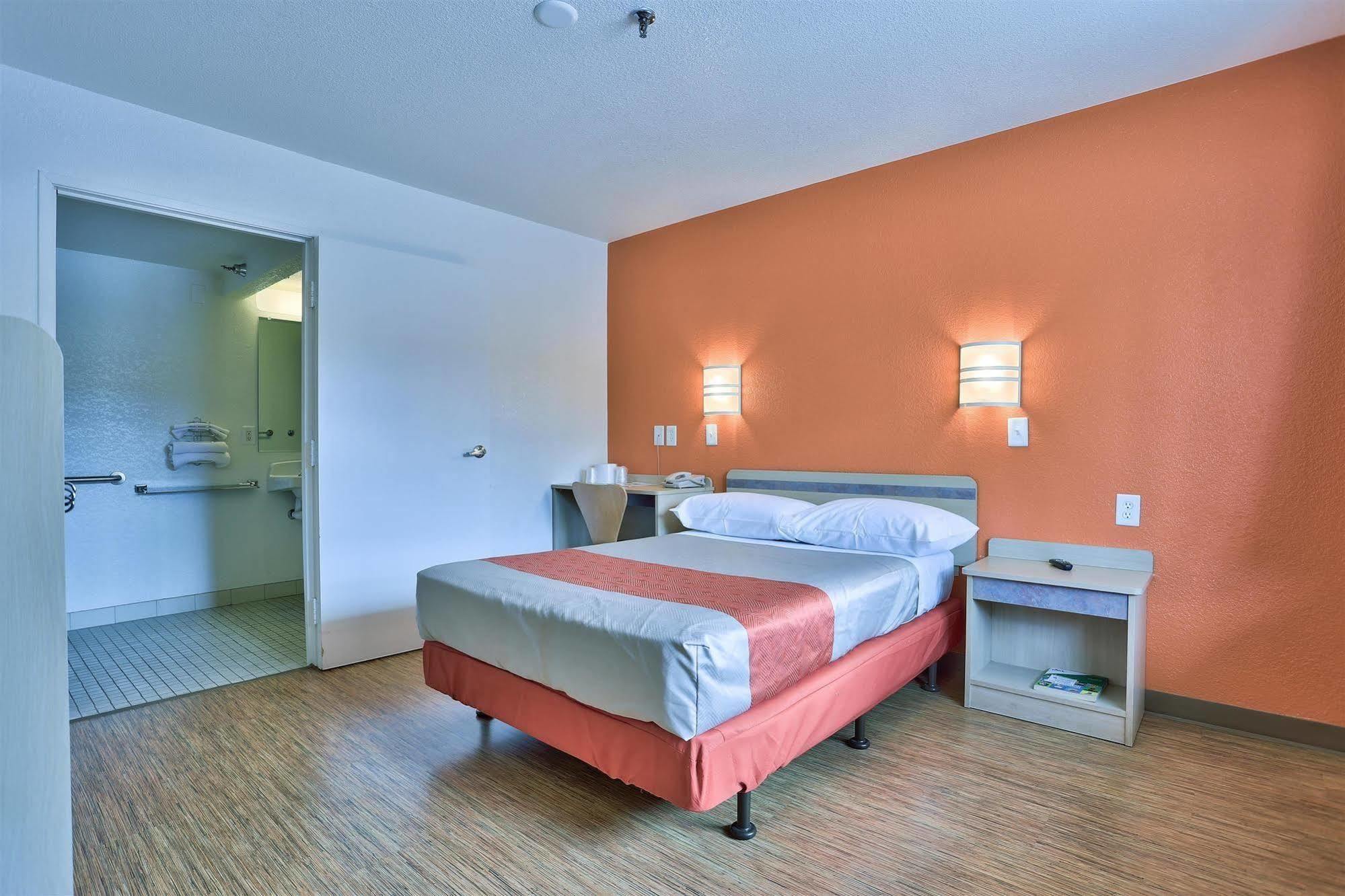 Motel 6-Flagstaff, Az - West - Woodland Village Bagian luar foto