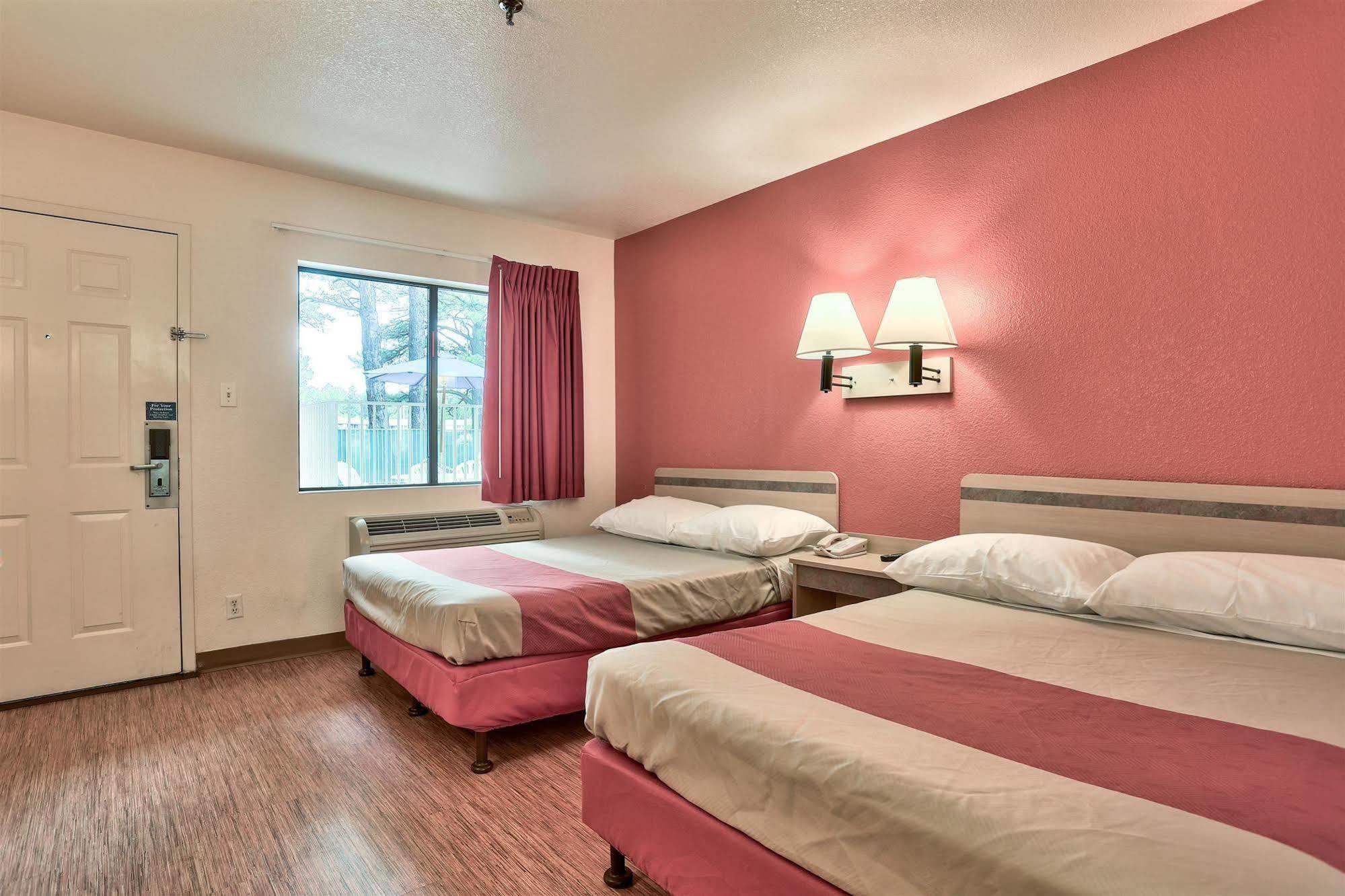 Motel 6-Flagstaff, Az - West - Woodland Village Bagian luar foto