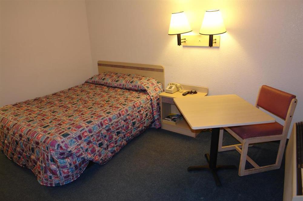 Motel 6-Flagstaff, Az - West - Woodland Village Ruang foto